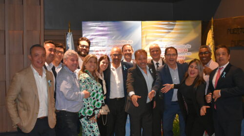  PRODUCTORES ARGENTINOS CELEBRAN                    EL 25 DE MAYO, DÍA DE LA PATRIA, DE LA REVOLUCIÓN DE 1810, EN CARACAS 