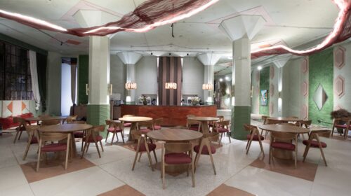Alba incorpora color y texturas, respetando huellas originales y exaltando el diseño contemporáneo, en Palacio Molina, la nueva sede de Casa FOA