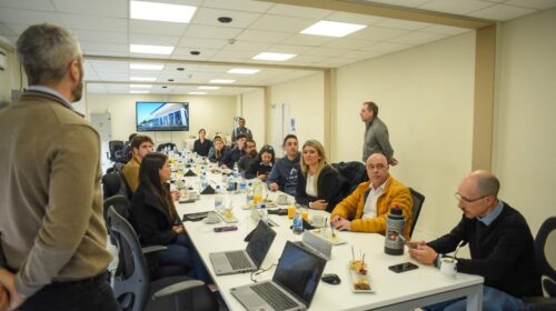 Senadores nacionales recorrieron el yacimiento Loma Campana y el Instituto Vaca Muerta en Neuquén
